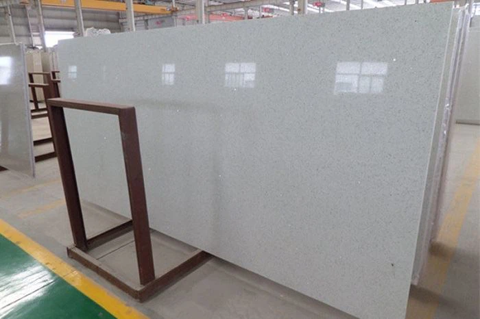 white quartz with mirror flecks for kitchen