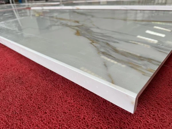 Gold Calacatta Quartz Kitchen Countertop