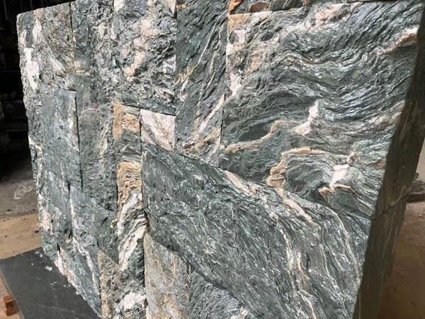 Natural Split Green Onyx Stone Wall