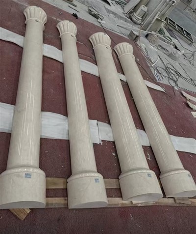 ستون های مرمر داخلی