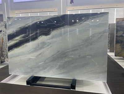 کوارتزیت سفید پاندا